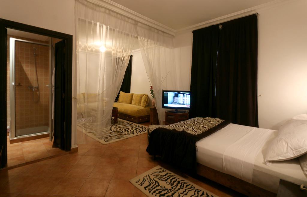 Hotel Tafoukt Marrákes Kültér fotó